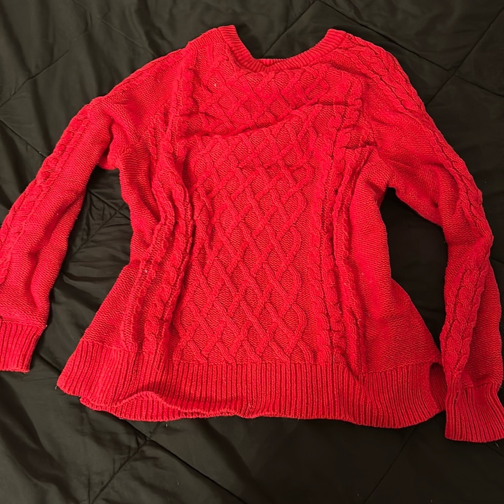 Old navy sweater